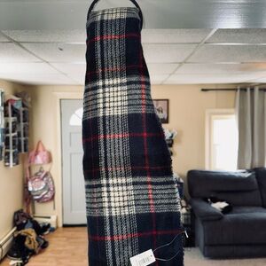 Banana Republic Plaid Scarf - Navy, White, Red